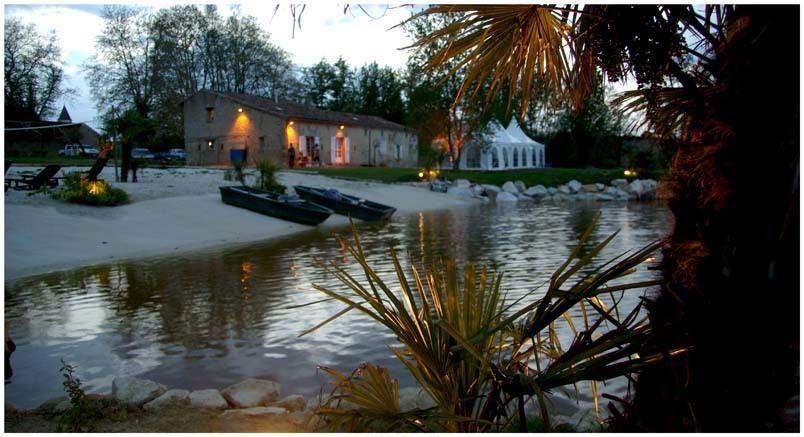 Caraman Le Lac De Crivito Bed & Breakfast エクステリア 写真