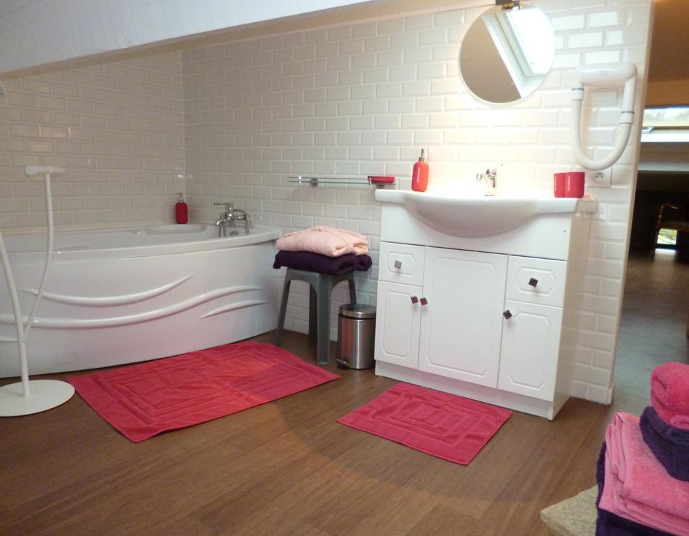 Caraman Le Lac De Crivito Bed & Breakfast 部屋 写真